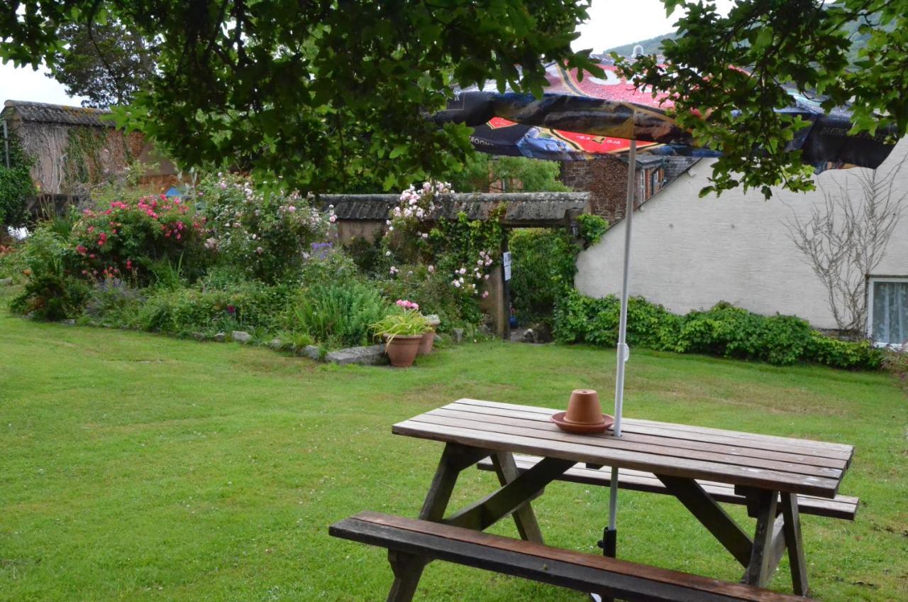 The Royal Oak Inn Dunsford Exterior foto